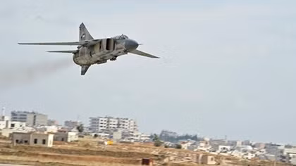 Phiến quân Syria bắn trúng chiến đấu cơ của quân đội chính phủ