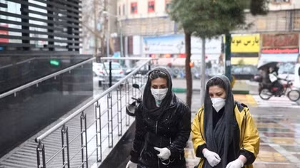 Người dân phớt lờ cảnh báo, số ca nhiễm COVID-19 Iran có thể gấp 7 lần Mỹ