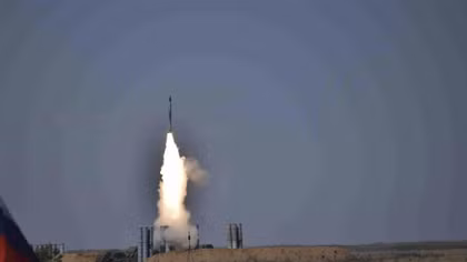 S-400 Nga bắn rơi tên lửa siêu vượt âm