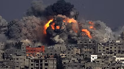 Dải Gaza nóng hầm hập, Israel - Hamas giao tranh dữ dội bằng hàng trăm tên lửa