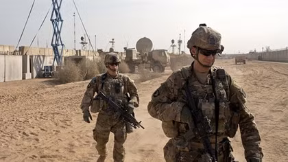 Lực lượng Mỹ ở Iraq bị dội pháo sau động thái "lạ" của NATO