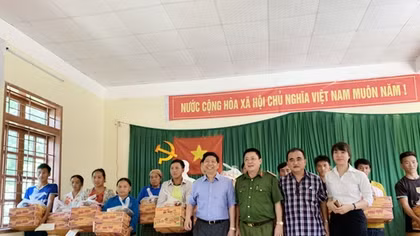 Tập đoàn Phượng Hoàng chung tay đẩy lùi ma túy khỏi vùng biên Mộc Châu