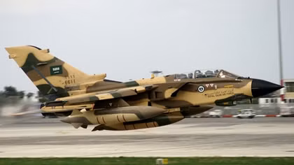Phiến quân Yemen bắn rơi tiêm kích hiện đại của Saudi Arabia