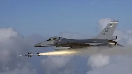 Mỹ bất ngờ công khai chi tiết vụ bắn hạ Su-22 của Syria 