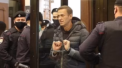 Navalny lại hầu tòa vụ án mới ở Nga