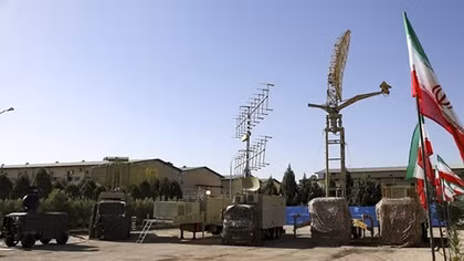 Tướng Iran hé lộ mẫu radar có thể soi kĩ mọi máy bay Mỹ, kể cả tàng hình F-22