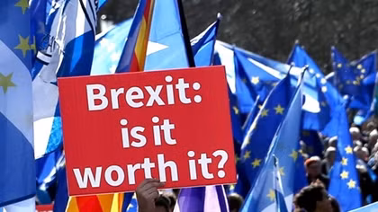 Anh lại xin lùi hạn Brexit, châu Âu nói không có lí do chấp nhận