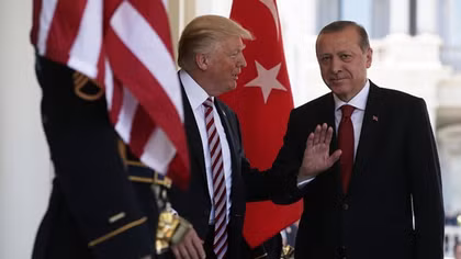 Tổng thống Thổ Nhĩ Kỳ bác lời khuyên của ông Trump về S-400