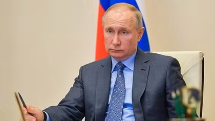Số ca nhiễm COVID-19 liên tiếp phá rào, ông Putin lệnh quân đội ứng phó