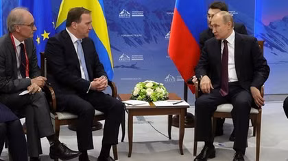 Tổng thống Putin "mắng" phiên dịch viên vì nhầm lẫn tai hại