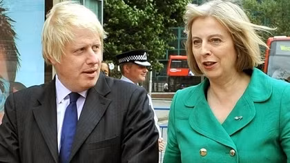 Nội các bất đồng vì Brexit, Ngoại trưởng Anh Borris Johnson bất ngờ từ chức