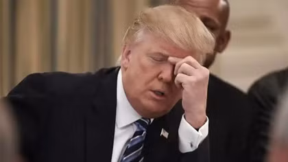 Tổng thống Trump thêm một lần lâm thế bí vì Nga
