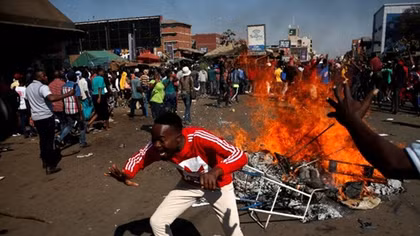 Biểu tình phản đối kết quả bầu cử biến thành bạo loạn ở Zimbabwe