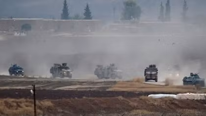 Khủng bố ở Syria tấn công, ép lính Nga rút lui