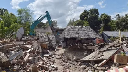Động đất gần 7 độ Richter lại làm rung chuyển Indonesia