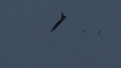 Israel ồ ạt không kích Syria sau vụ Cao nguyên Golan