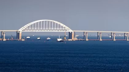 Cận cảnh cây cầu vĩ đại nối Crimea và lục địa Nga