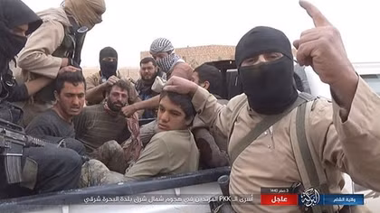 Không có Mỹ, dân quân người Kurd vẫn đánh bật IS khỏi Đông Syria