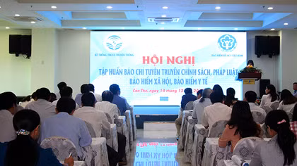 Tập huấn báo chí tuyên truyền chính sách pháp luật bảo hiểm xã hội, bảo hiểm y tế