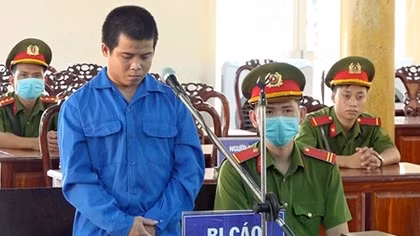 Mời bia bị từ chối, đâm bạn nhậu tử vong