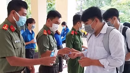 Hậu Giang thiết lập 7 vùng cách ly y tế