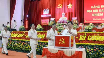 Công an tỉnh Hậu Giang tổ chức Đại hội Đảng bộ nhiệm kỳ 2020-2025