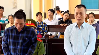Mua bán ma túy, hai cậu cháu lĩnh án 32 năm tù