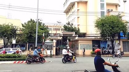 Khống chế đối tượng ôm bình gas lao vào Trung tâm VTV tại Cần Thơ