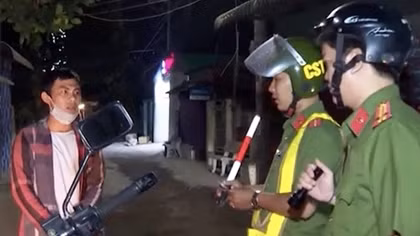 Giữ vững bình yên trên quê hương Bác Tôn