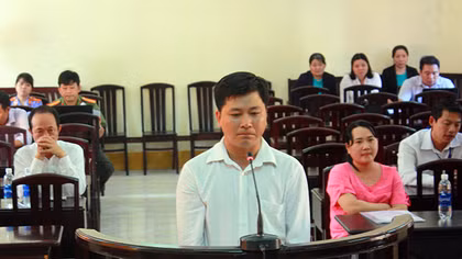 Kế toán trường THPT lãnh án 17 năm tù giam vì tham ô gần 3 tỷ đồng