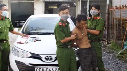 Truy bắt tên cướp ô tô ở Hậu Giang bỏ chạy về Sóc Trăng