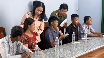 Chia buồn, động viên gia đình 5 trẻ em bị đuối nước