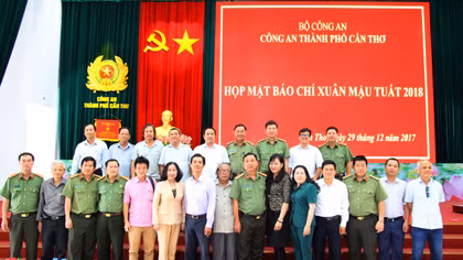 Văn phòng Thường trú Báo CAND tại ĐBSCL được khen thưởng