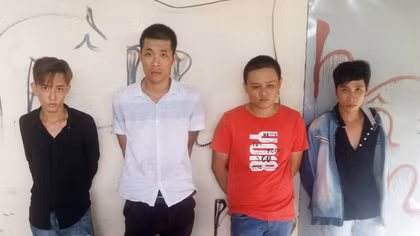 Dụ "con mồi" vào nhà để trấn lột tài sản