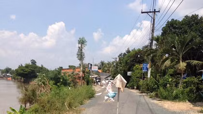 An Giang có nguy cơ sạt lở thêm một tuyến đường liên xã
