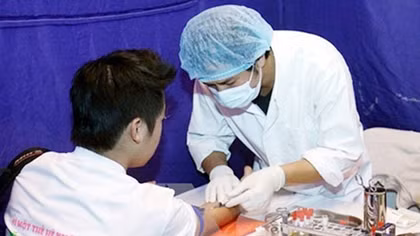 Hướng tới mục tiêu 100% người nhiễm HIV có thẻ Bảo hiểm y tế