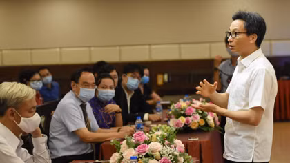 Phó Thủ tướng Vũ Đức Đam kiểm tra công tác phòng, chống dịch tại Đồng Nai