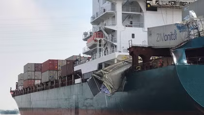 Hai tàu biển chở container đâm va trên sông Đồng Nai