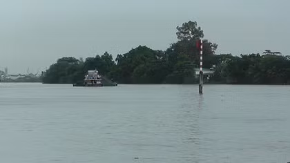 Triều cường trên sông Đồng Nai lên sát mức báo động 3 