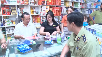 Nhà thuốc lớn nhất Đồng Nai xin lỗi khách hàng vì nâng giá bán khẩu trang