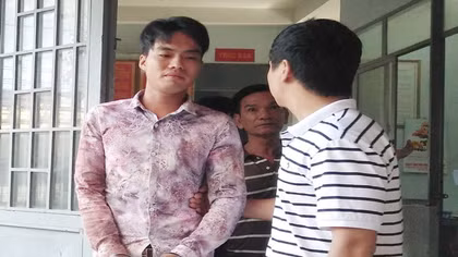 Can ngăn hỗn chiến, bị chém từ vong 
