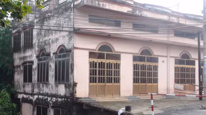 Mưa lớn gây sập cầu tại Đồng Nai