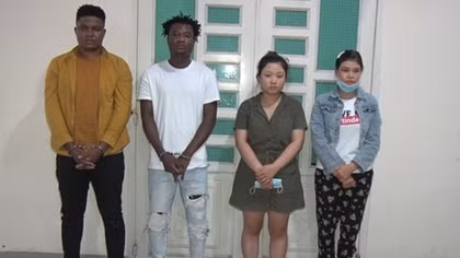Nhóm trai tây chuyên lừa đảo phụ nữ, chiếm đoạt tiền tỷ 