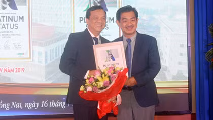 BV Đồng Nai vinh dự đón nhận tiêu chuẩn Bạch kim về điều trị đột quỵ