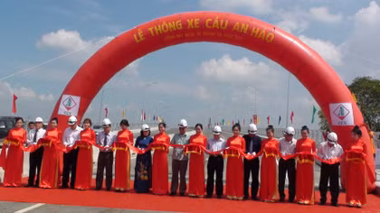 Thông xe cầu An Hảo bắc qua sông Đồng Nai