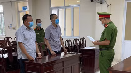 Khởi tố Giám đốc công ty Dược phẩm Sơn Minh vì trốn thuế