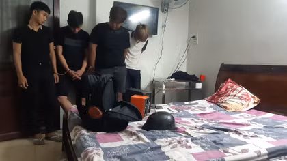 Nhiều đối tượng "xách" loa, đèn vào thuê khách sạn "bay lắc"