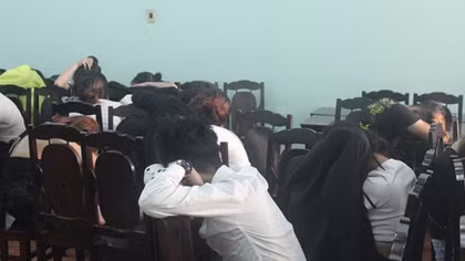 Hàng chục đôi nam nữ phê ma tuý ở quán bar trong ngày lễ tình nhân 