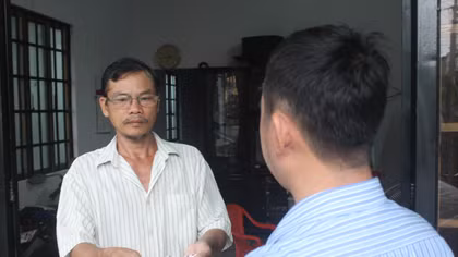 Thăm hỏi, tặng quà gia đình hiệp sĩ Nguyễn Hoàng Nam