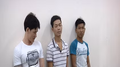 Bắt khẩn cấp 3 đối tượng dùng súng cướp 27 tấn hàng